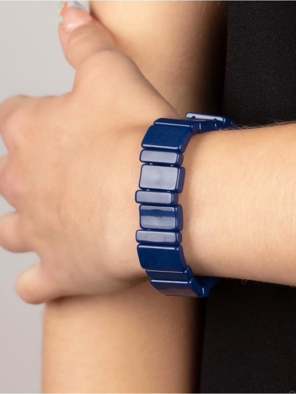 Paparazzi In Plain
SIGHTSEER - Blue Stretch bracelet